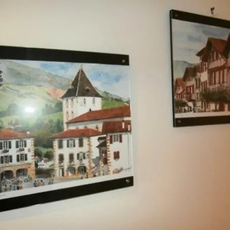 Rental Apartment Harispe - Saint-Jean-De-Luz *